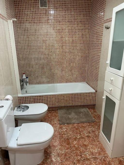 Increible Duplex En Lugoアパートメント エクステリア 写真